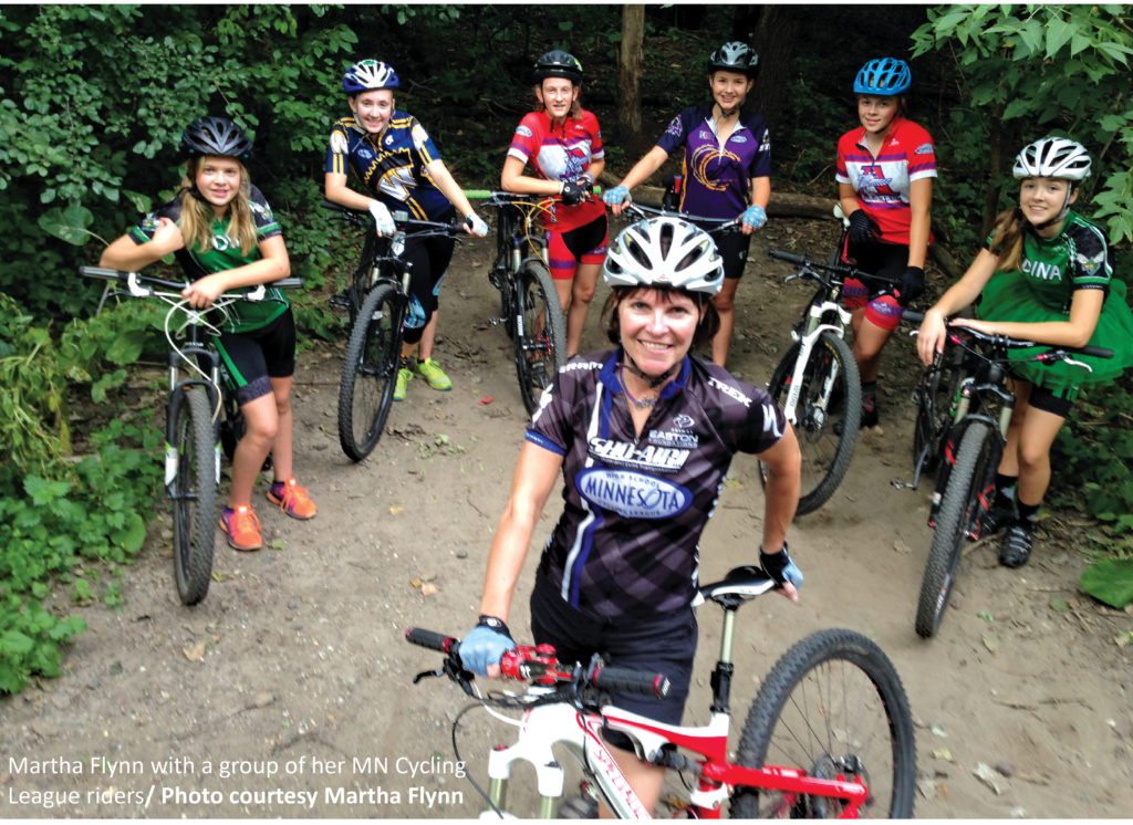 women mountain bikers