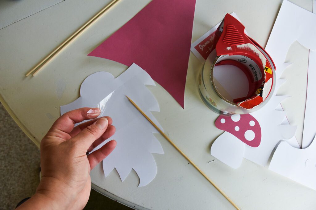 Make your own DIY Gnome Photo Props!