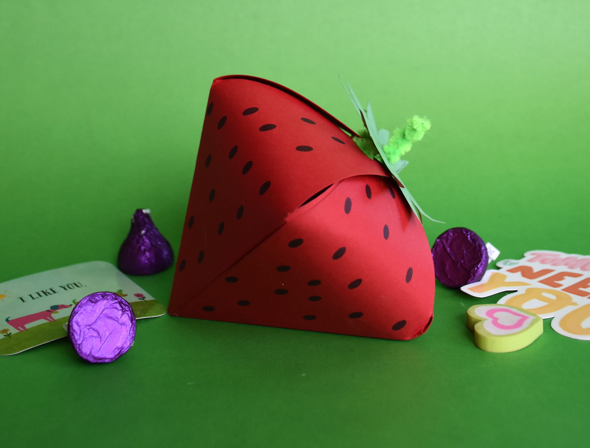 DIY giant paper strawberry box 